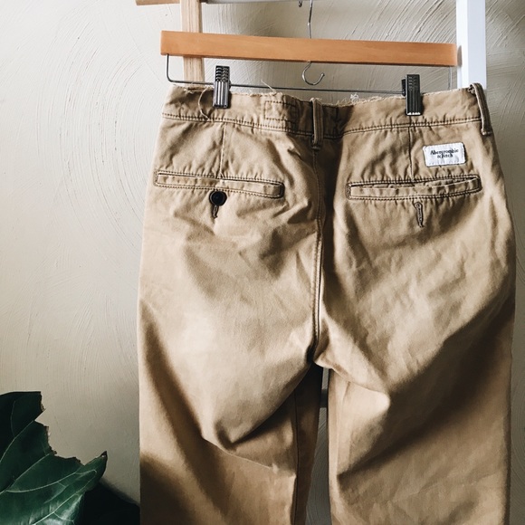 Men’s Abercrombie & Fitch Khakis - Picture 4 of 4